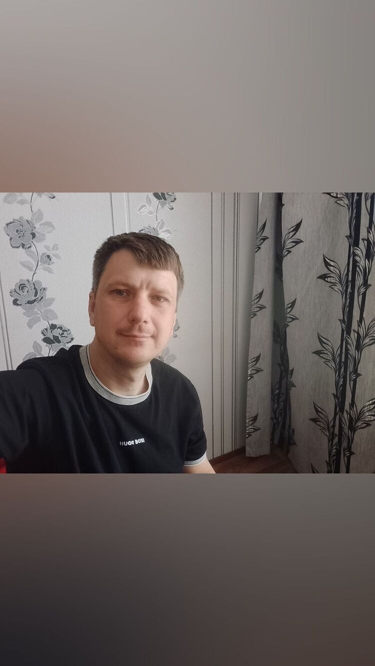  ,   Oleg, 40 ,   ,   
