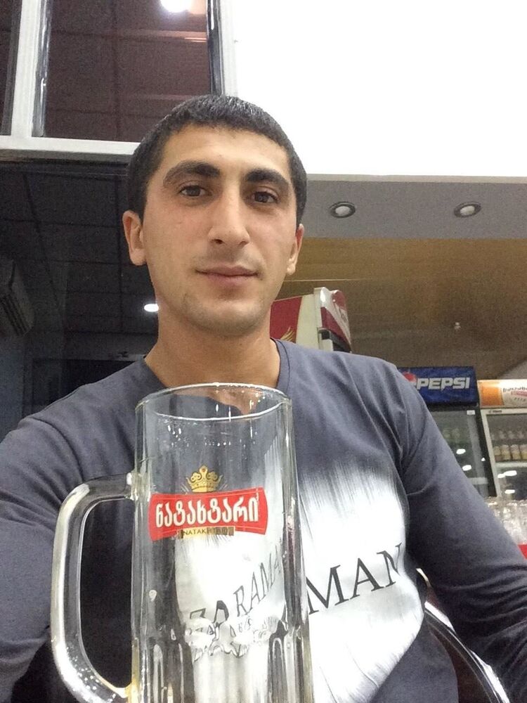  Warszawa,   Nurlan, 34 ,  