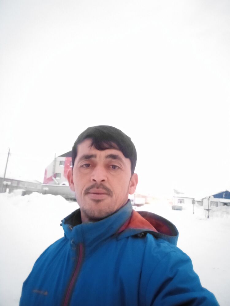  48493528  Amin, 38 ,     