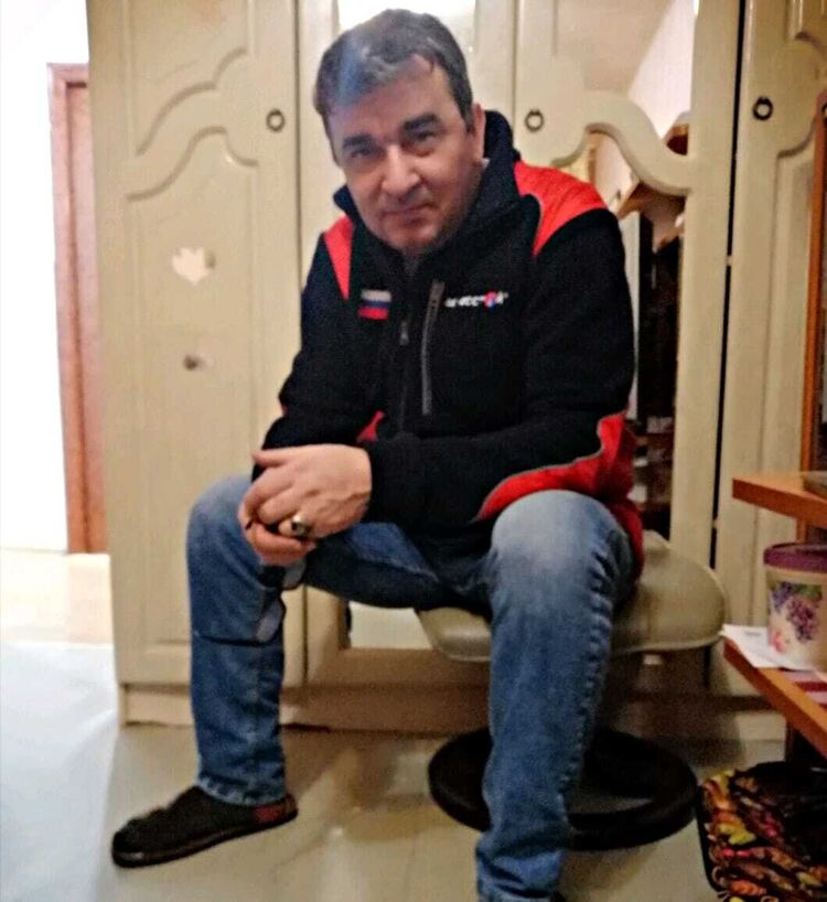  22211328  Dejan, 55 ,    