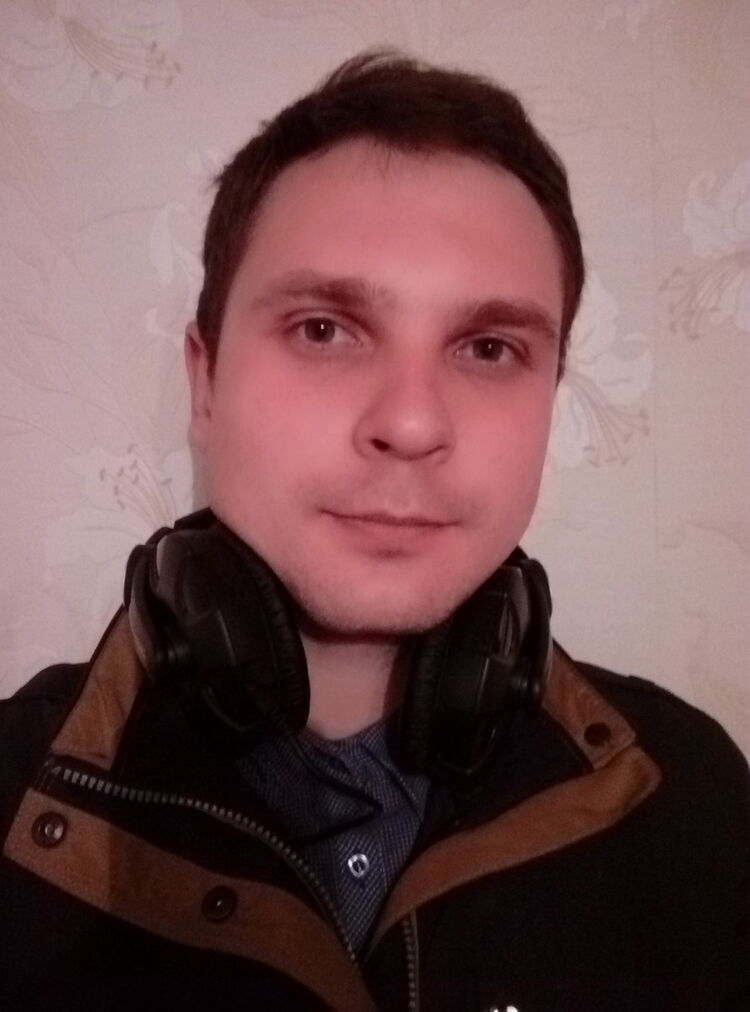  7351558  , 37 ,    