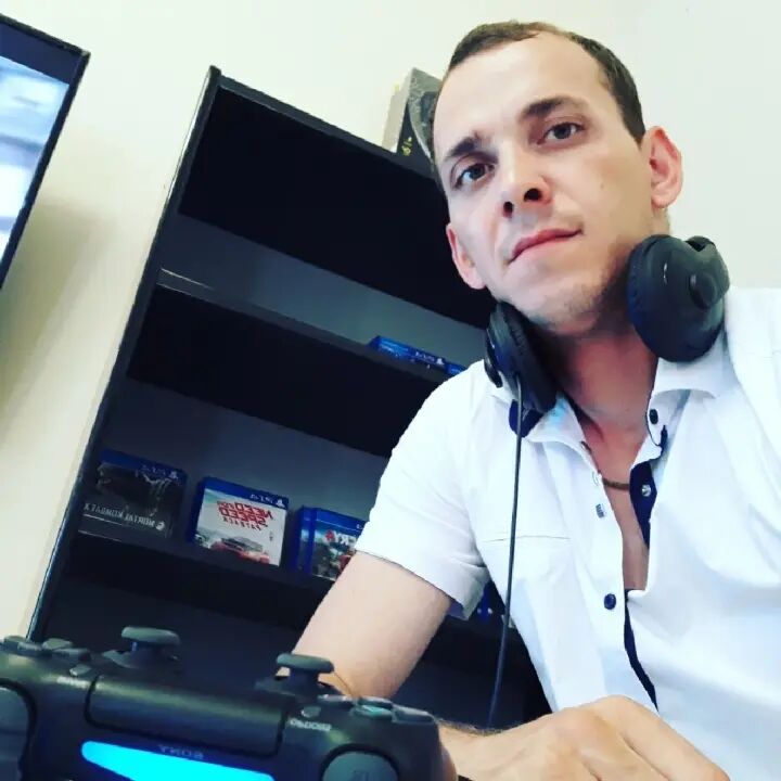  35525948  , 36 ,    