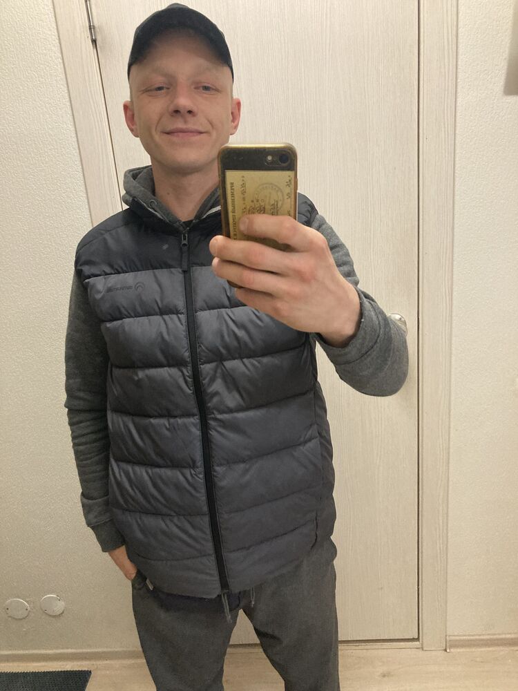  52322288  , 33 ,    