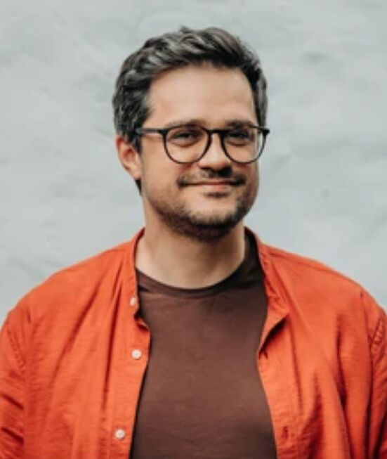  ,   Guram, 44 ,     , c 