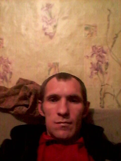  ,   Denis, 37 ,   ,   , c 