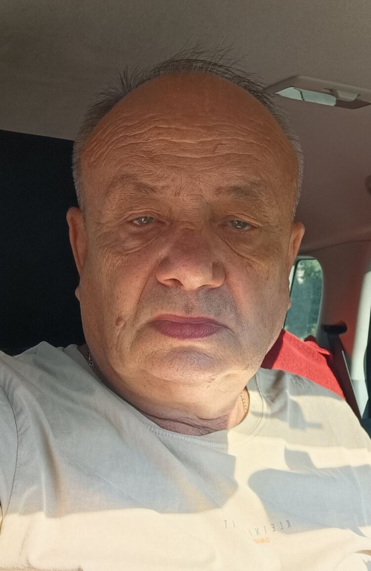  53071828  Igor, 62 ,    