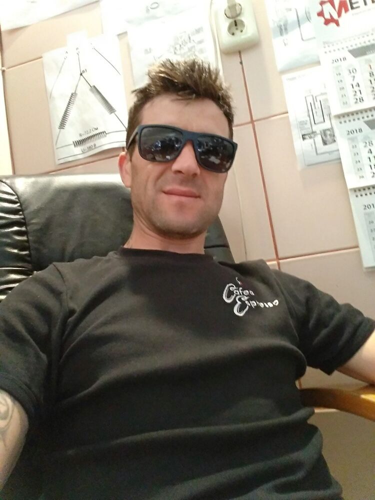  ,   Alex, 39 ,     , c 