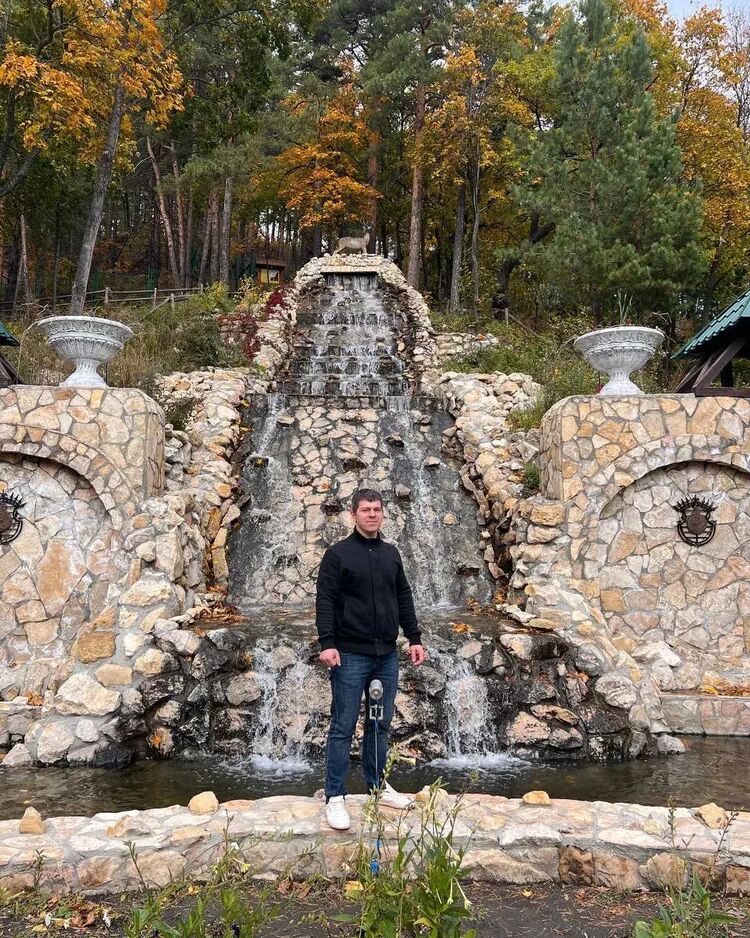  29963978  DMITRY, 32 ,    