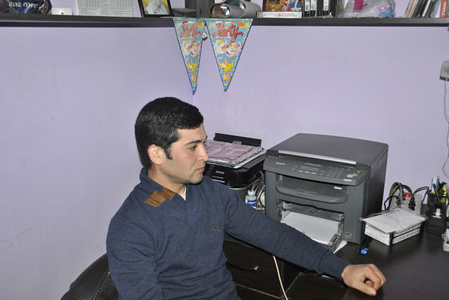  ,   , 35 ,   