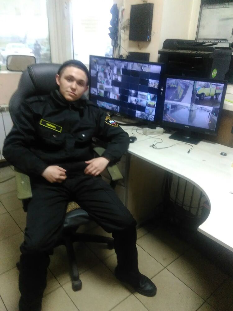  ,   Nikolay, 22 ,   ,   , c , 