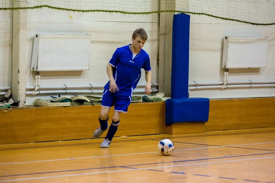  30784828  , 26 ,    -