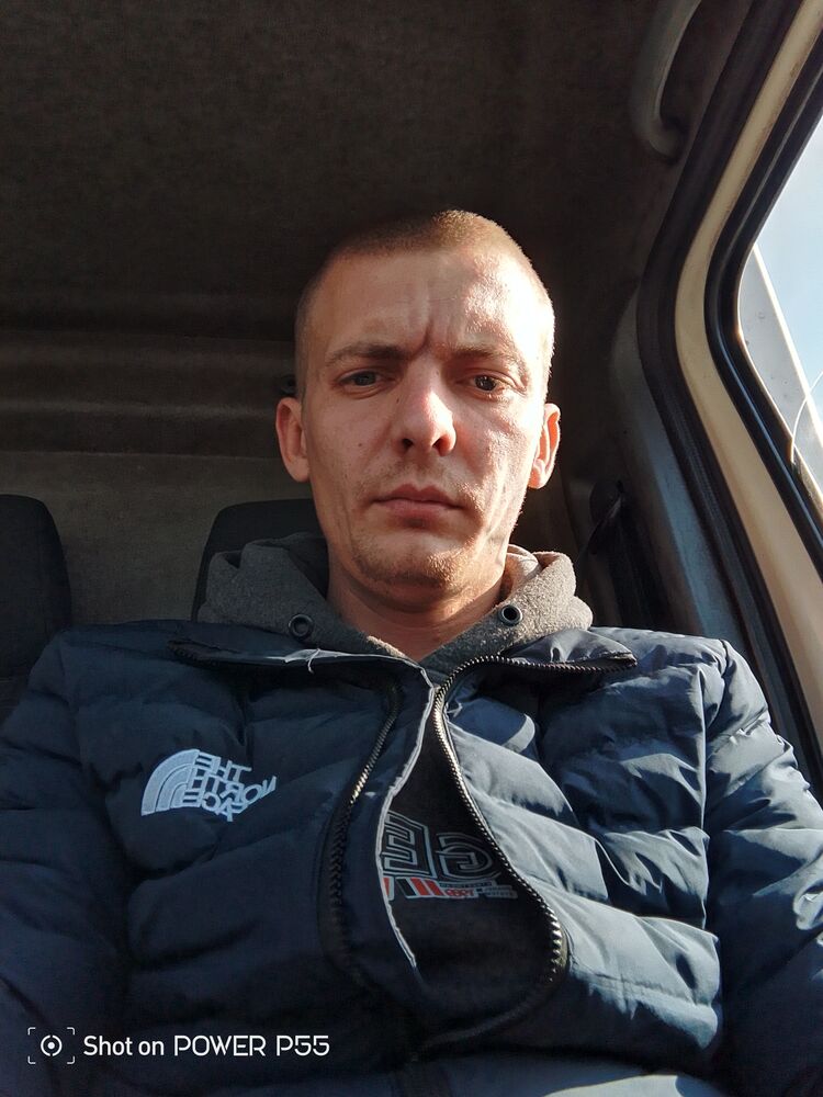  48722398  Sergey, 30 ,    