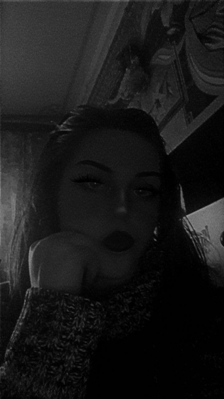  48829388  Anyshka, 21 ,    
