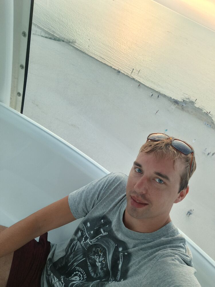  44612628  , 33 ,     