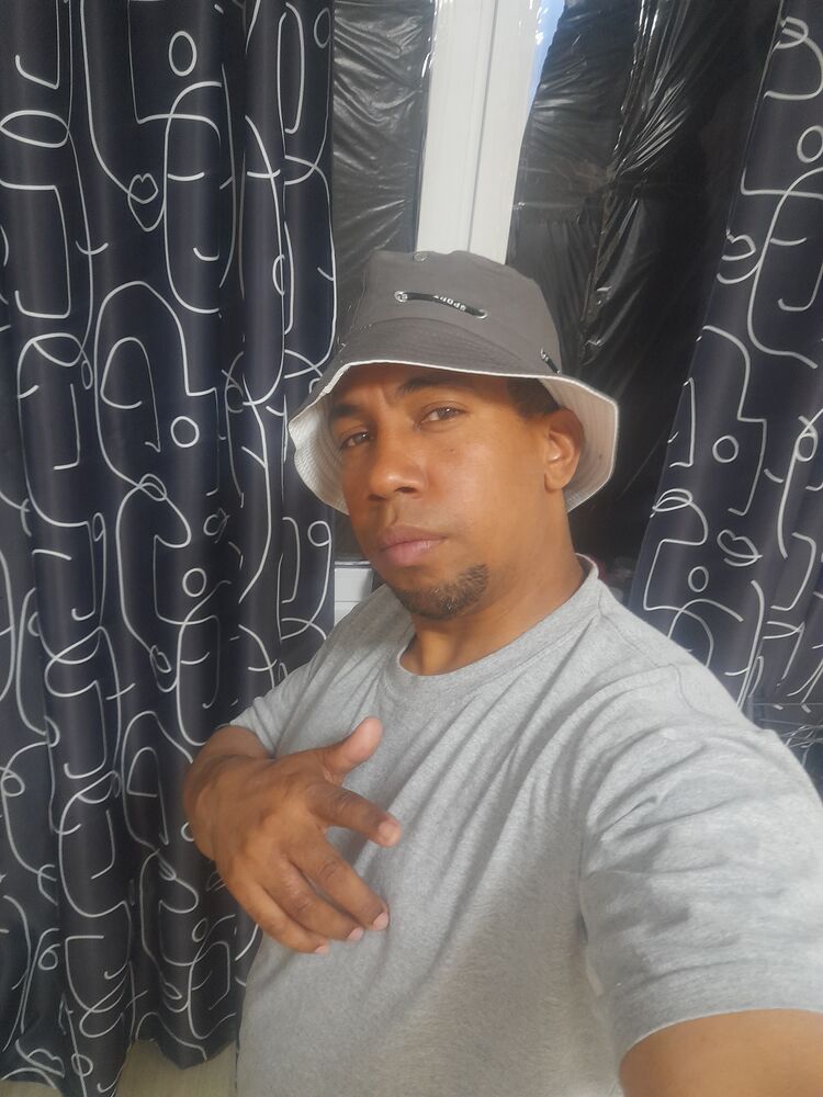 ���� 43332578 ������� Esiel, 35 ���, ���� ���������� � ������