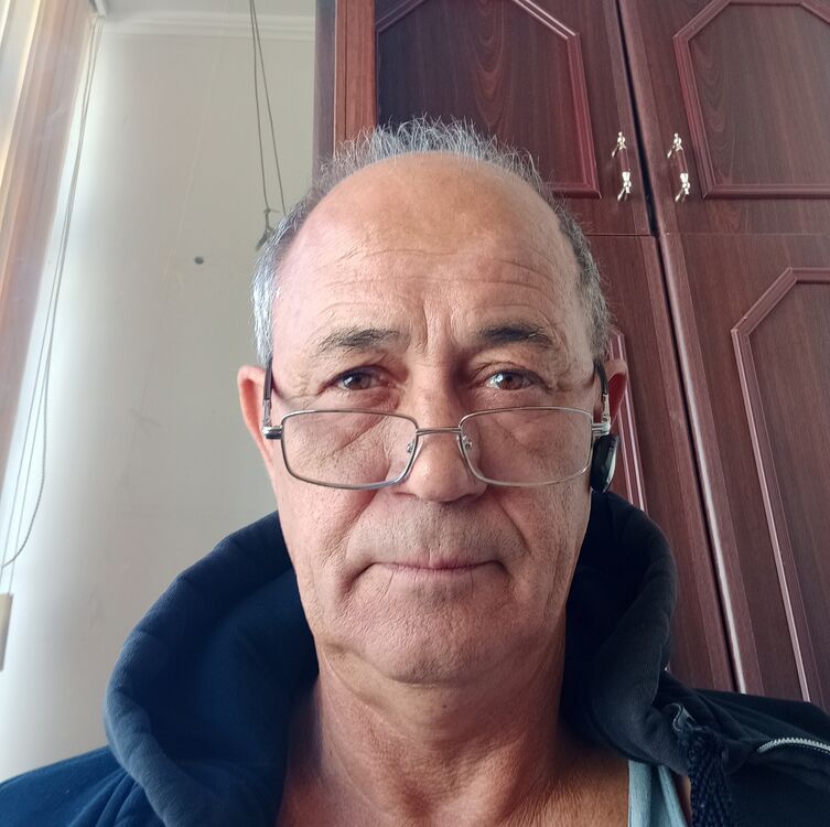  38486888  , 65 ,    