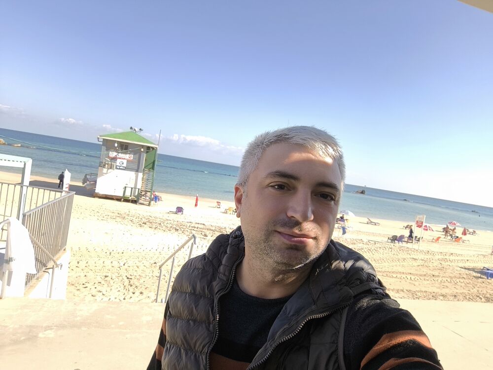 47921498  , 39 ,    Holon