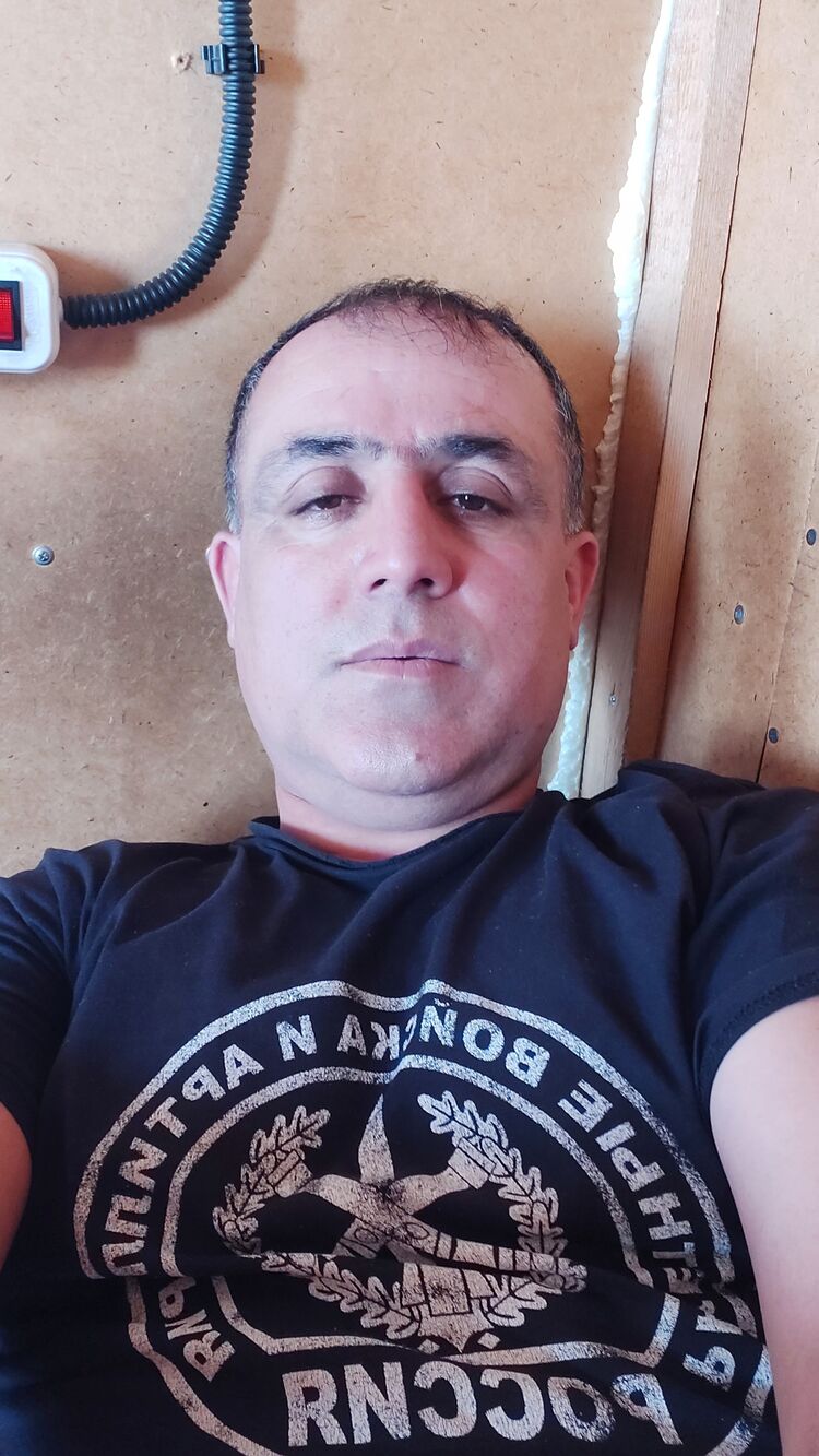  34819918  , 51 ,    