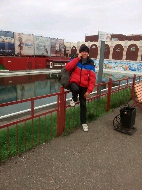  ,   Komo, 36 ,     , c 