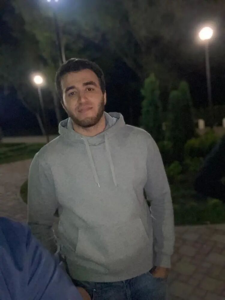  32281438  , 30 ,    
