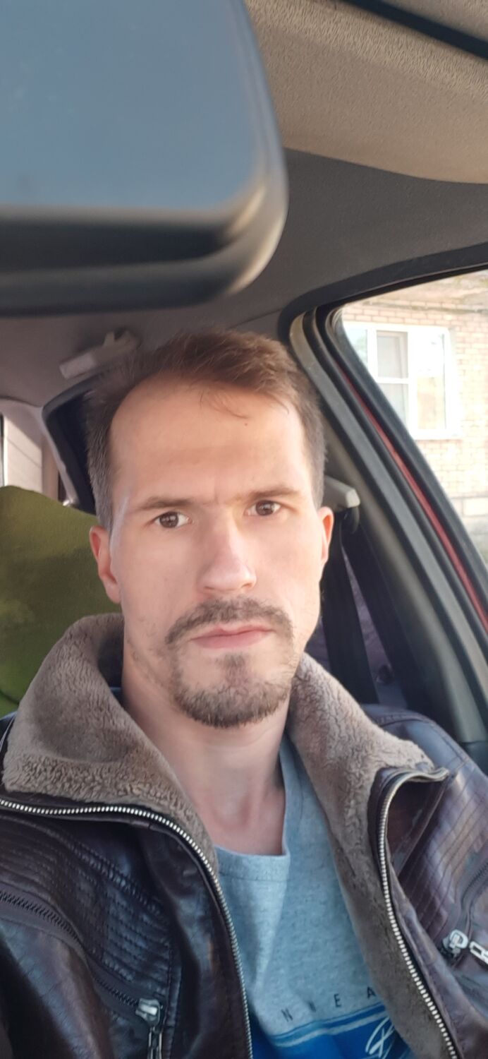  23917748  , 40 ,    