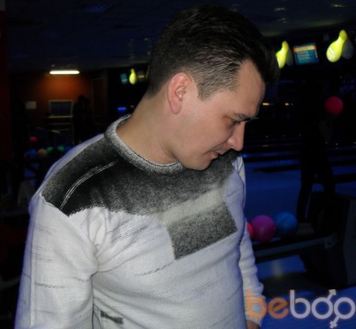  933598  Dmitrii, 47 ,    