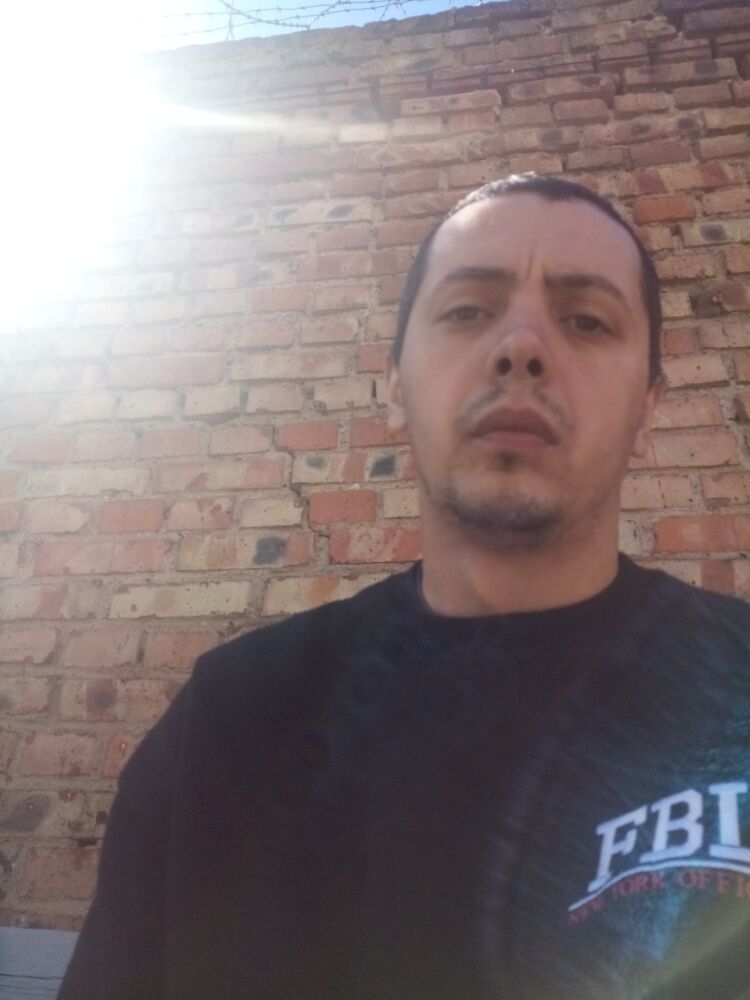  27907698  , 33 ,     