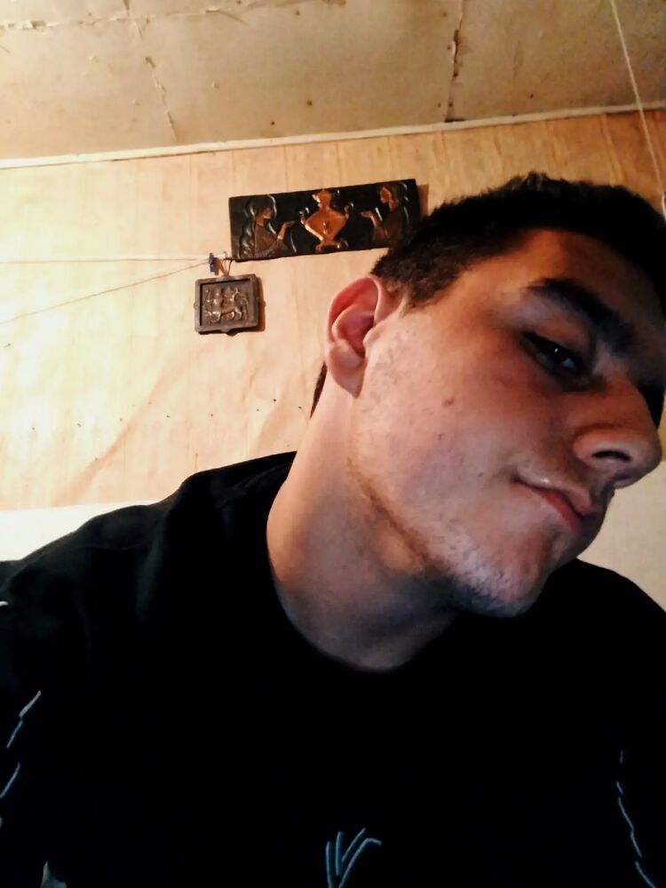  33115618  , 20 ,    
