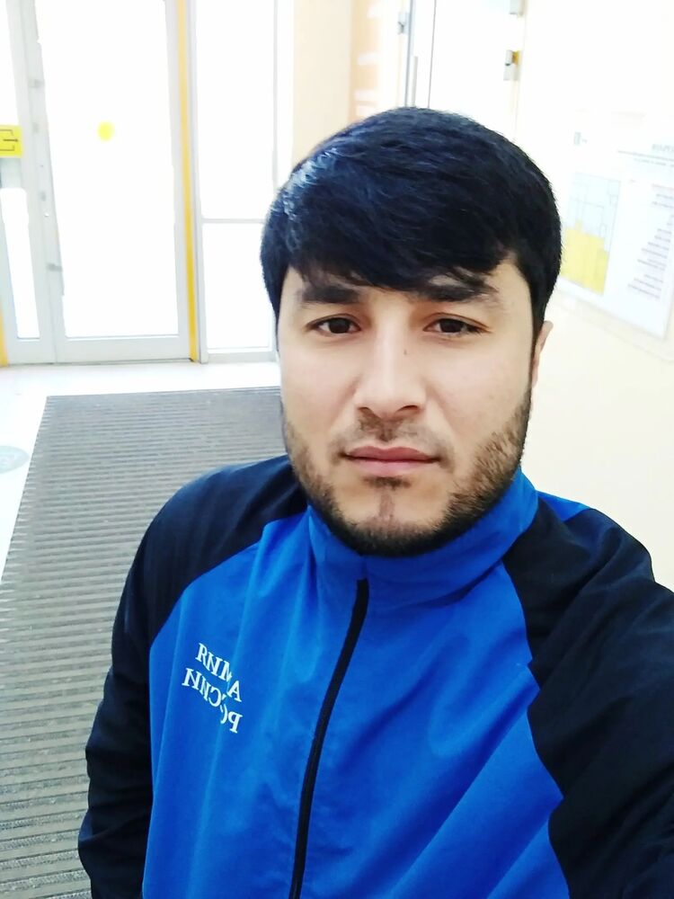  ,   Amir, 35 ,   ,   
