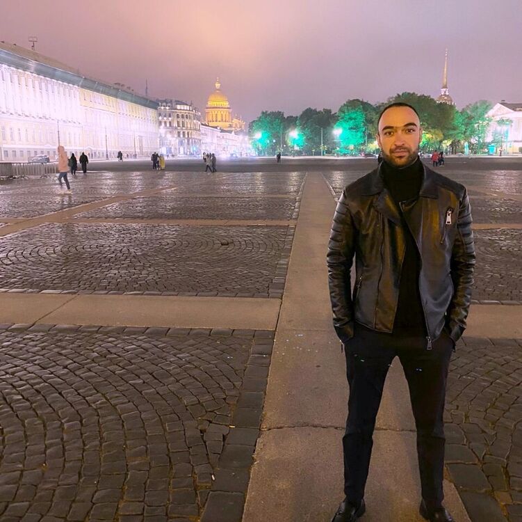  30682298  , 30 ,    -