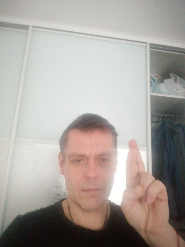  24052398  , 51 ,    