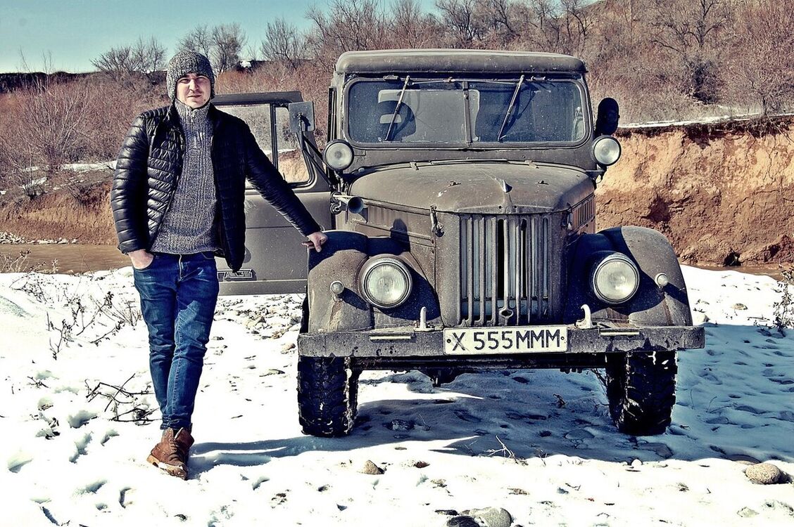  19963098  Vlad, 56 ,    