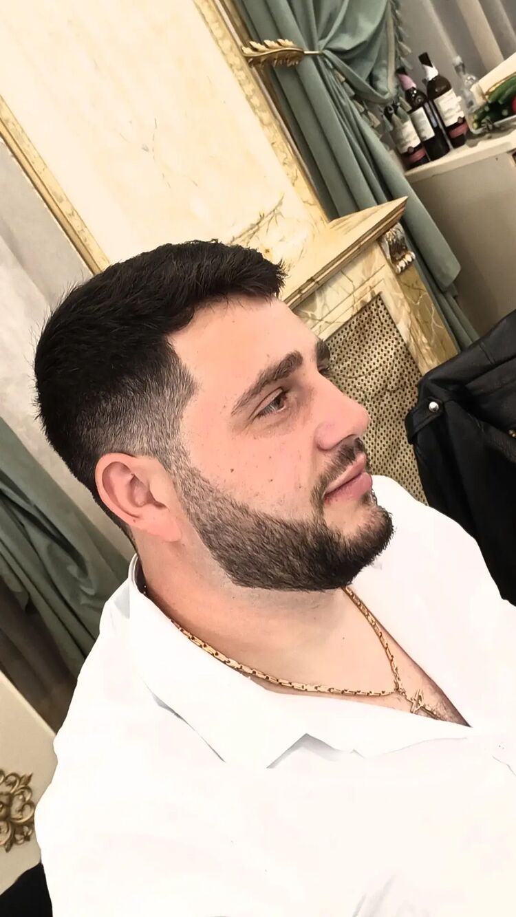  48459818  Vahe, 26 ,    