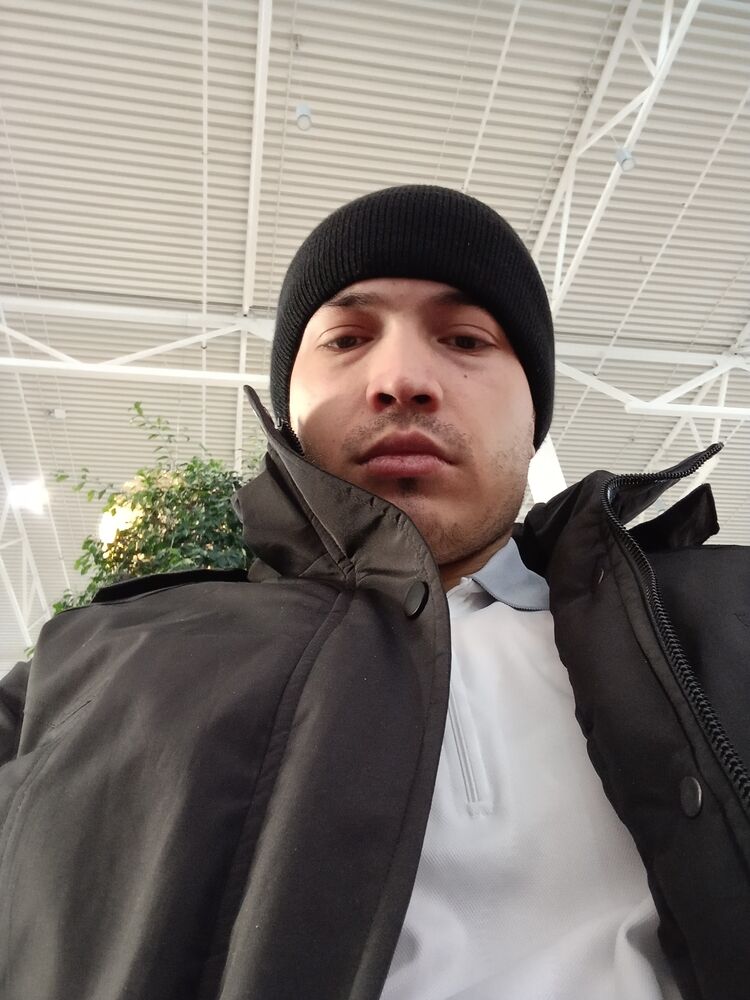  ,   Ali, 28 ,   ,   