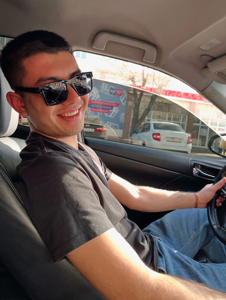  54680008  Slava, 27 ,    