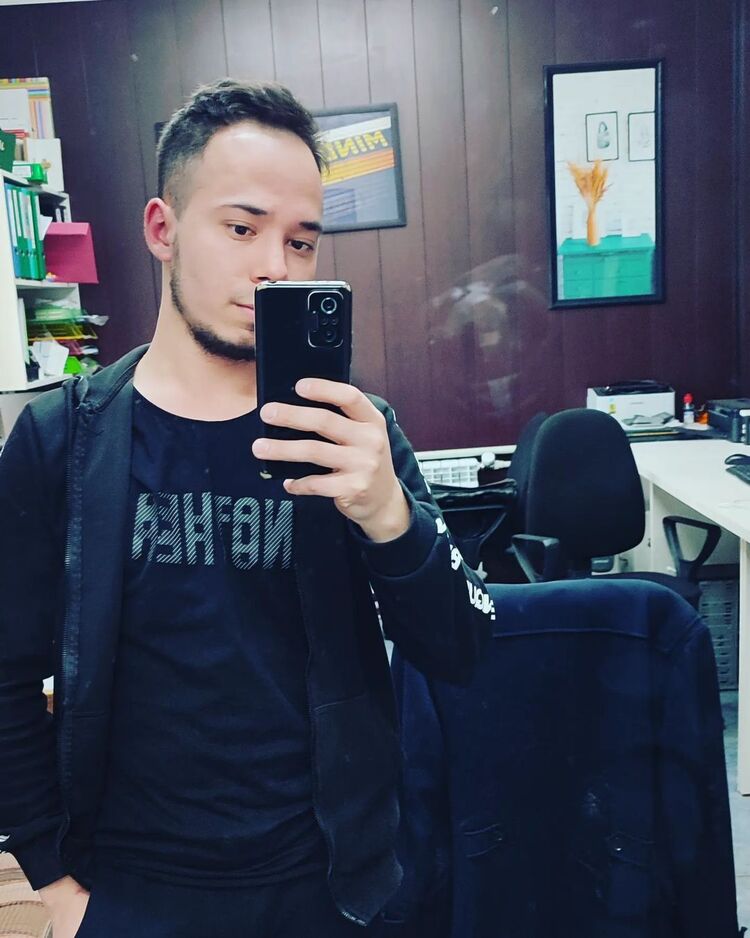  ,   , 28 ,   ,   