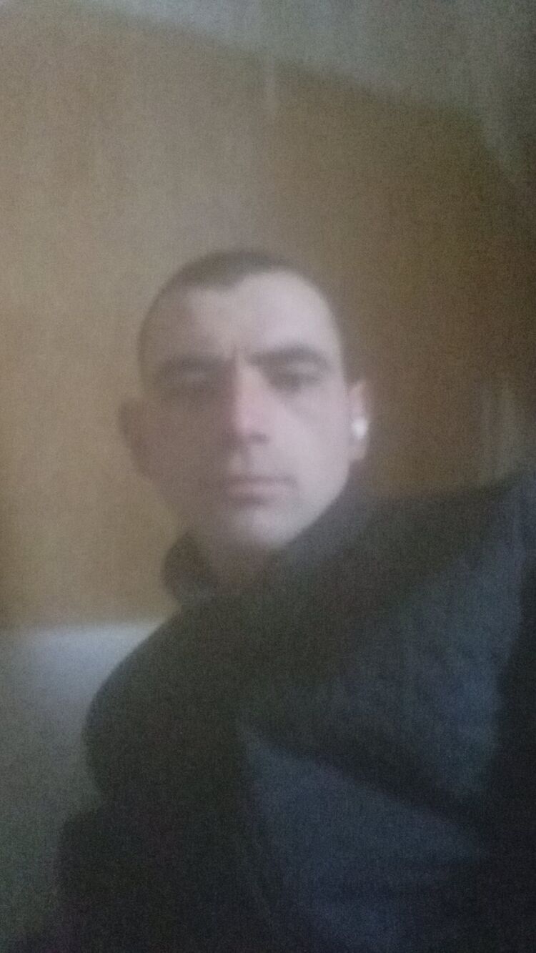  41895438  Ivan, 28 ,    