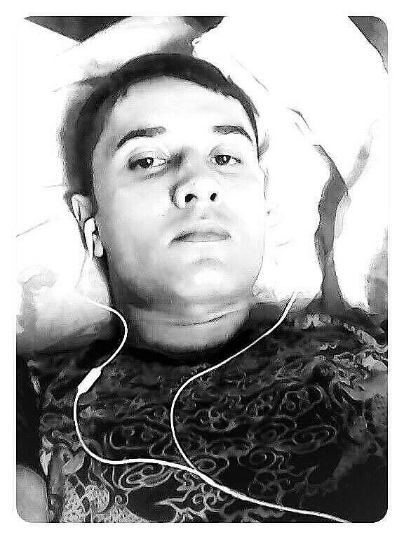  11080938  Rustam, 39 ,    