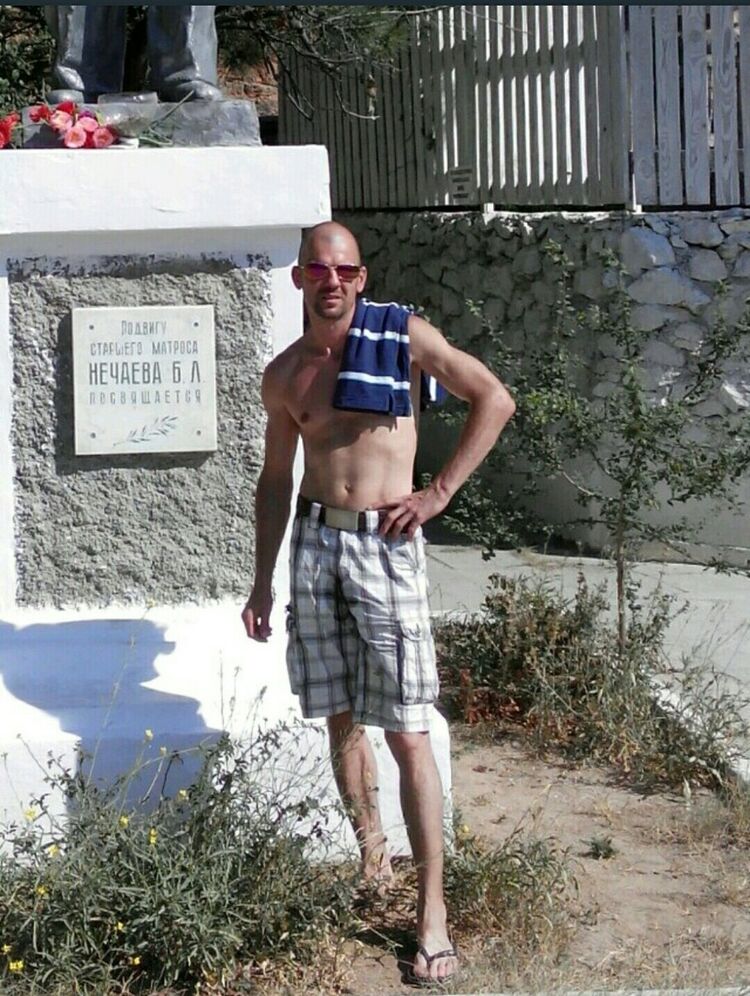  8112408  Vladimir, 51 ,    