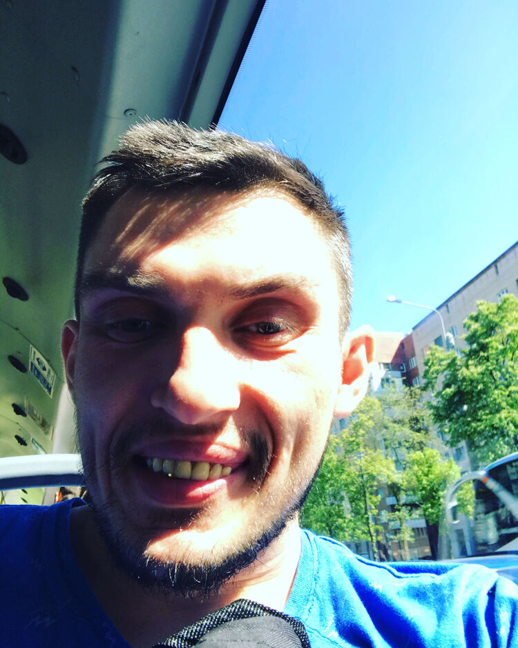  31353808  , 28 ,    -