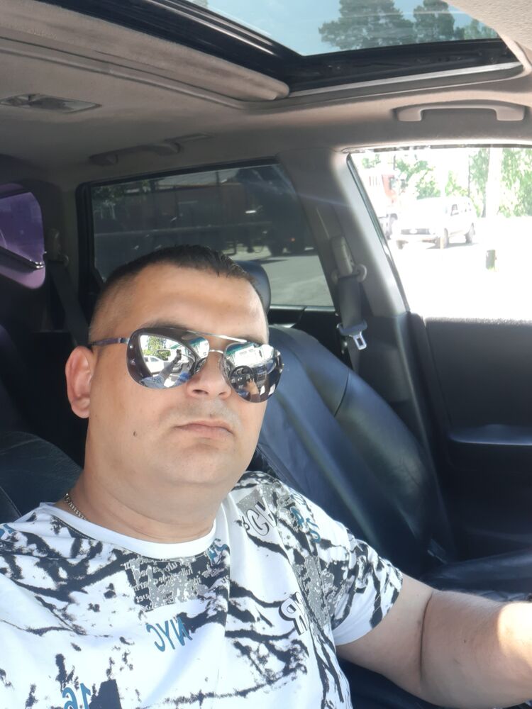  30550678  , 39 ,    