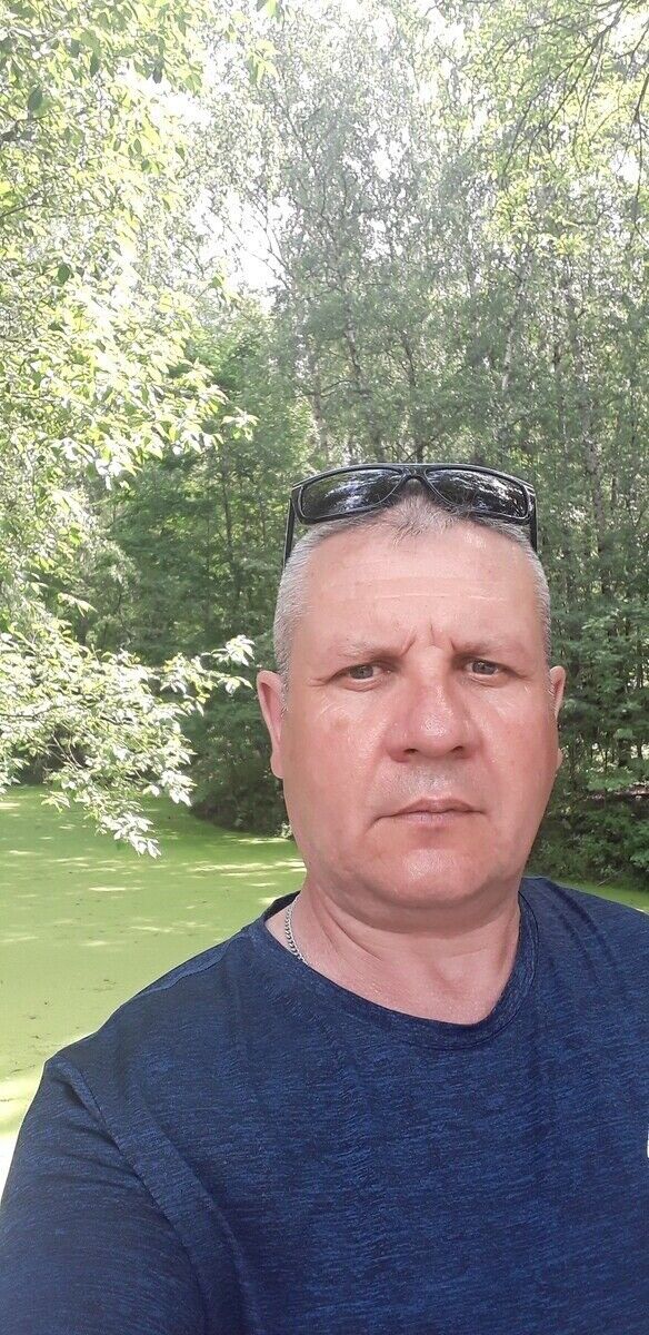  ,   Valeri, 51 ,   ,   , c 