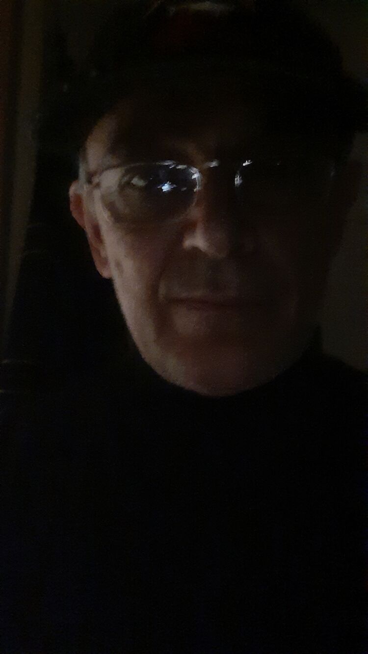  38633138  , 65 ,    -