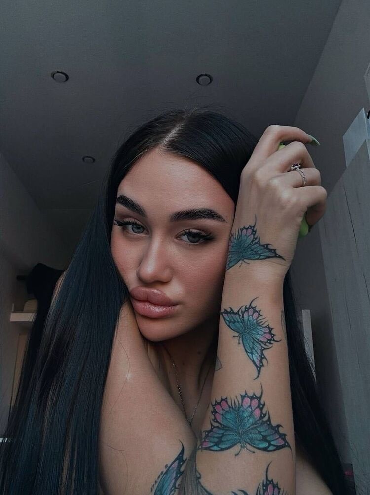 46801348  , 21 ,    
