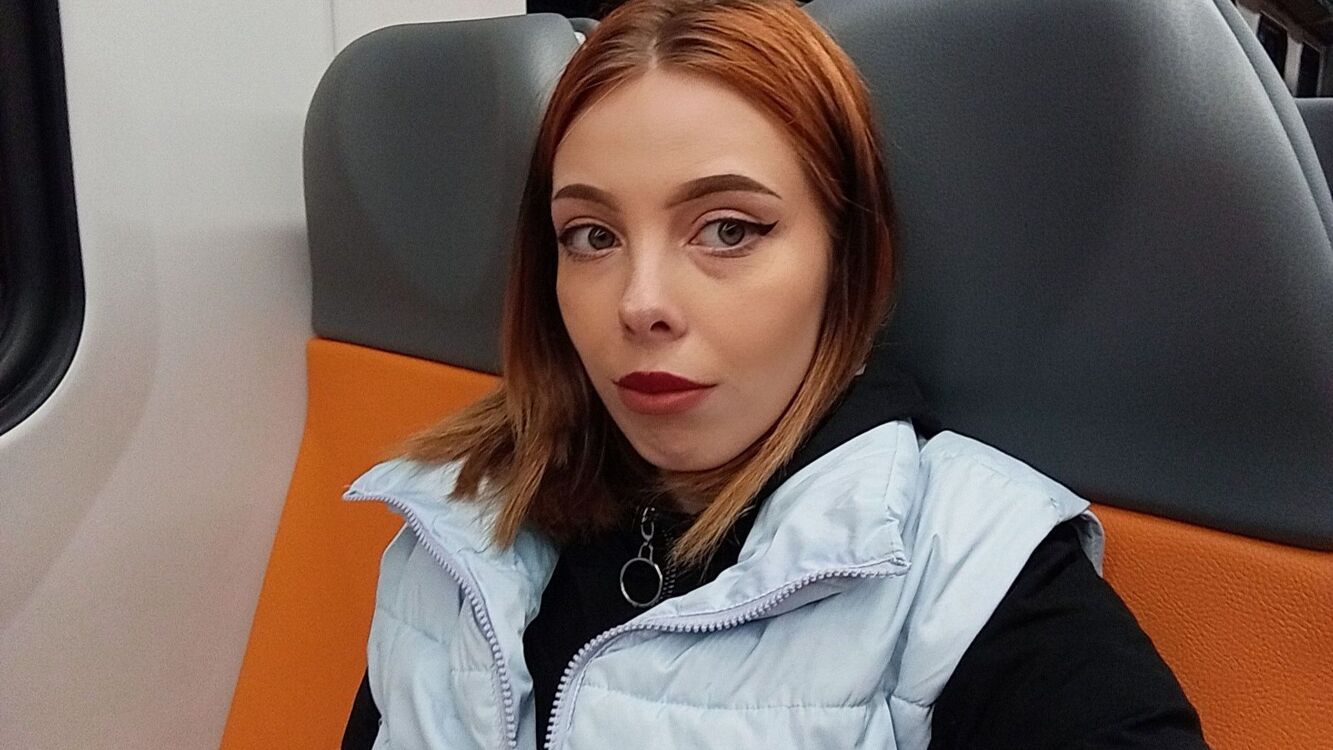  53206188  Olga, 19 ,    