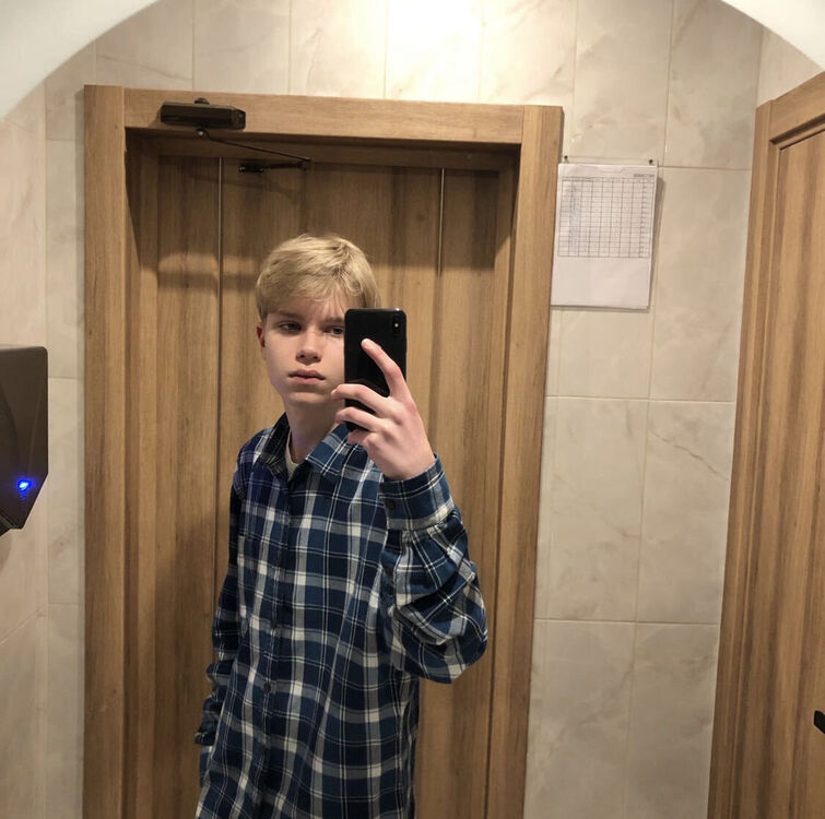  32617988  , 20 ,    