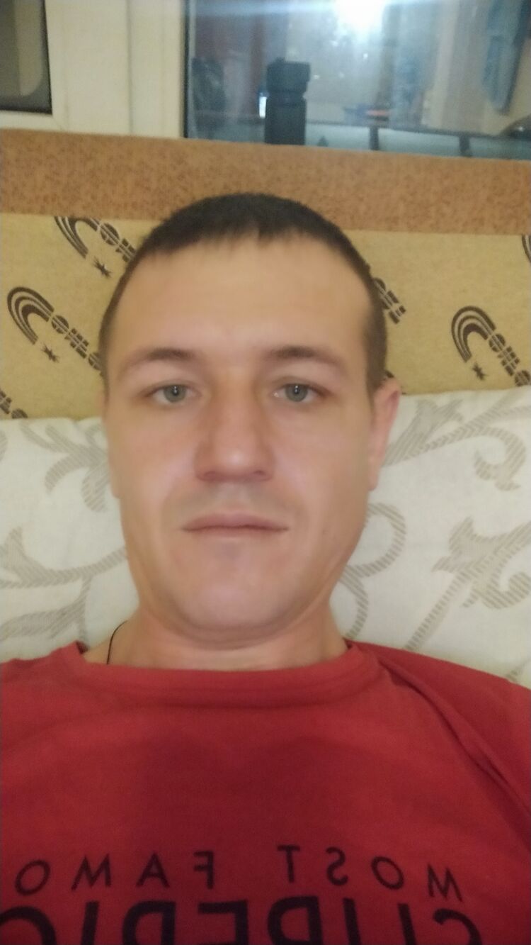  31461008  Dima, 37 ,    