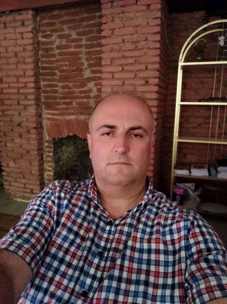  45572208  Konstantine, 50 ,    