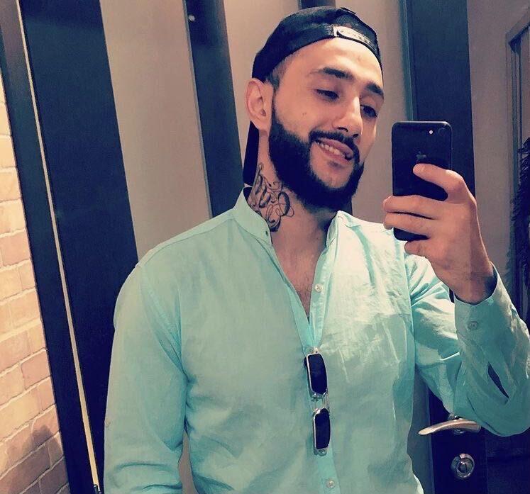  25817228  Arhan, 32 ,    