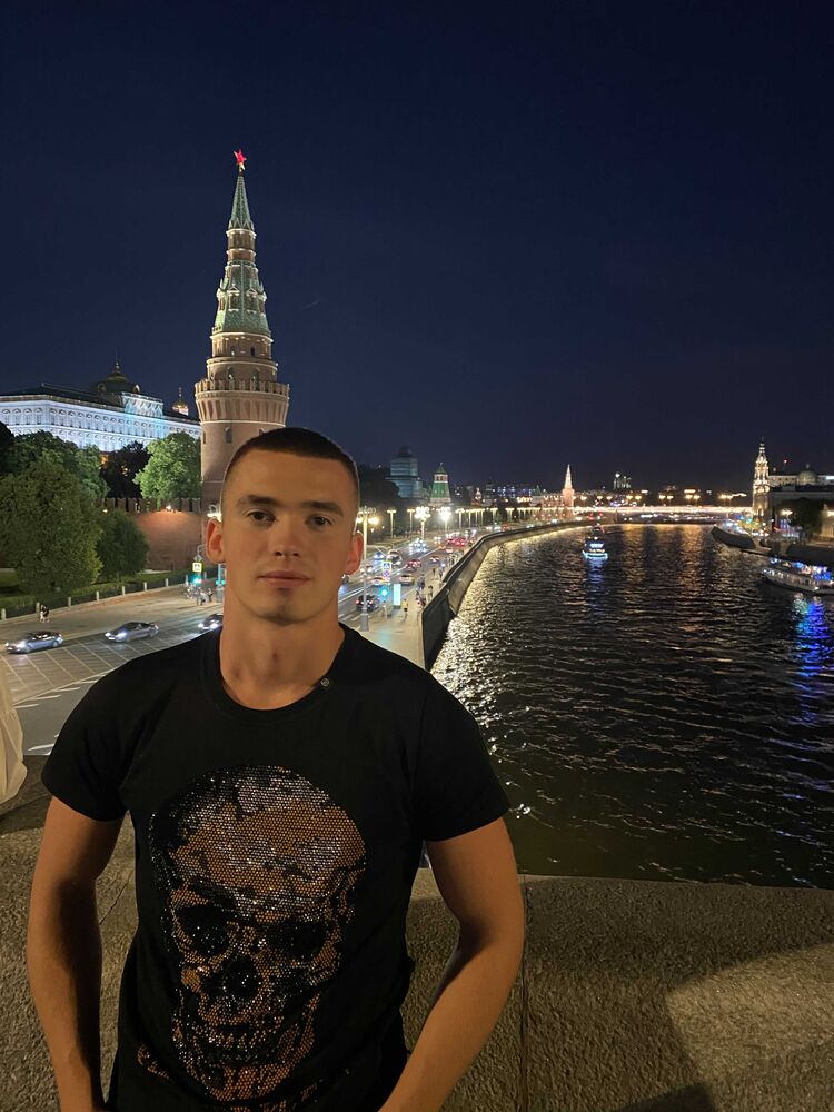  ,   Oleg, 25 ,   ,   